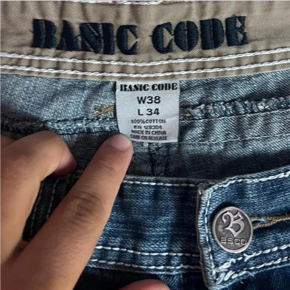 Basic Code Jeans - Picture 3 of 3
